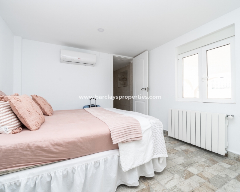 Wederverkoop - Vrijstaande Villa - Urb. El Oasis - La Marina