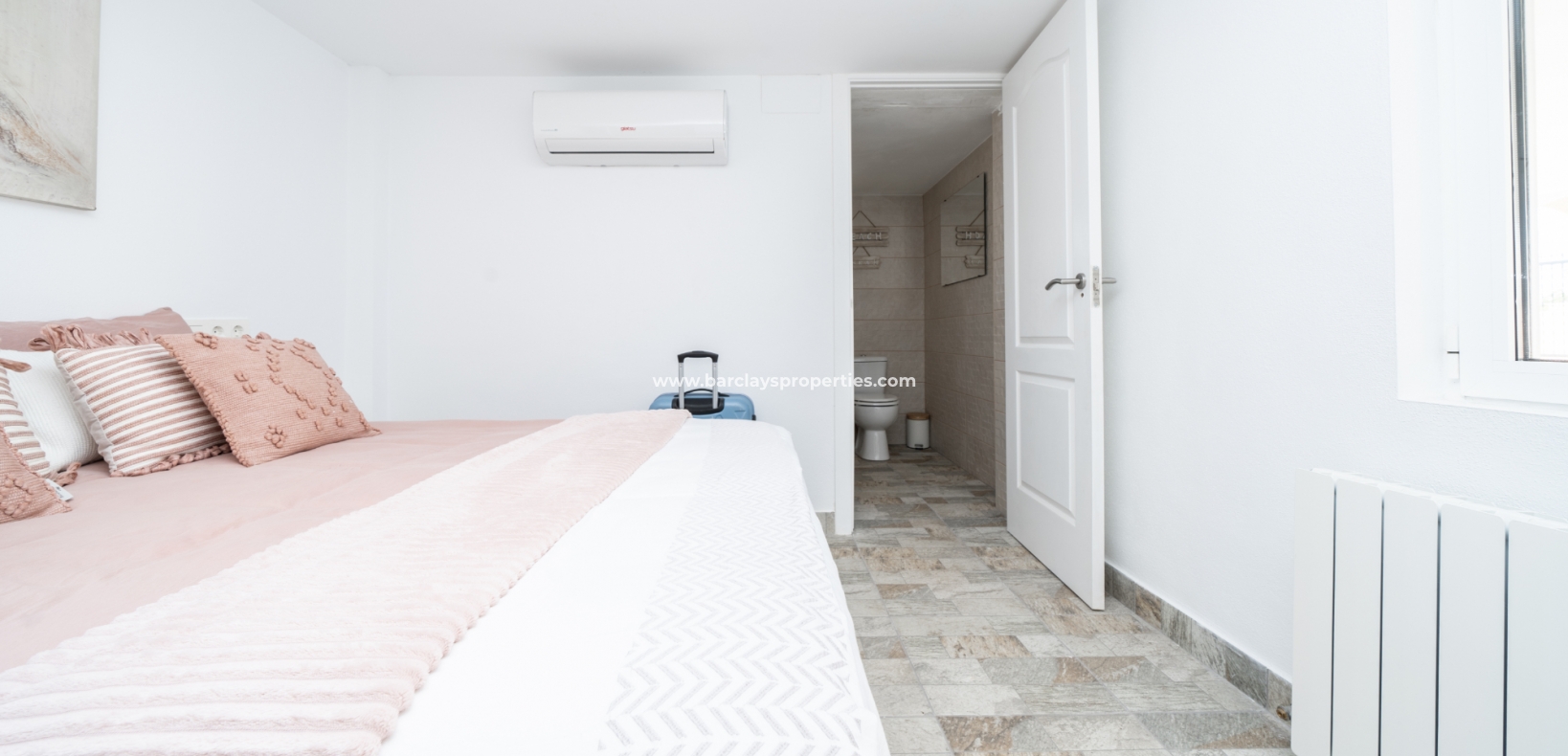 Wederverkoop - Vrijstaande Villa - Urb. El Oasis - La Marina