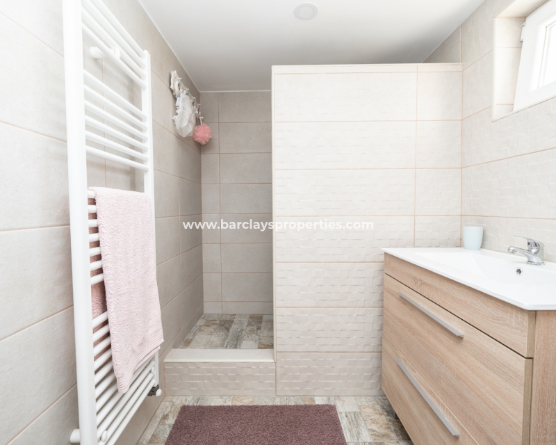 Wederverkoop - Vrijstaande Villa - Urb. El Oasis - La Marina