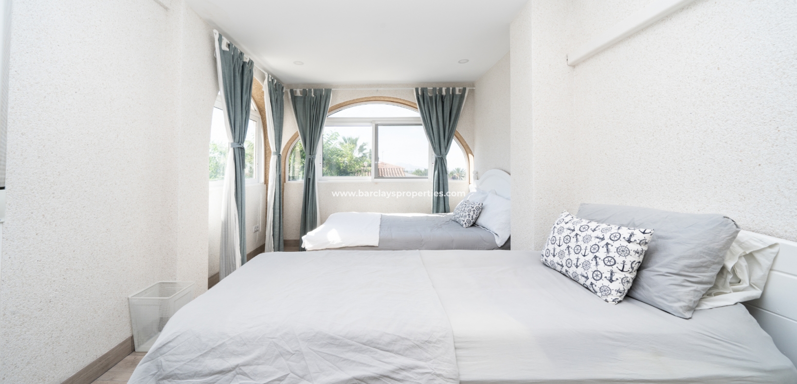 Wederverkoop - Vrijstaande Villa - Urb. El Oasis - La Marina