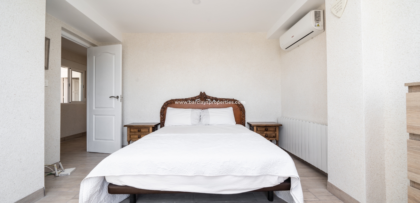 Wederverkoop - Vrijstaande Villa - Urb. El Oasis - La Marina