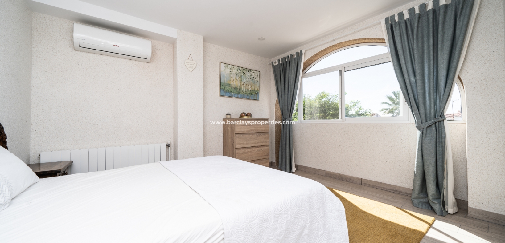 Wederverkoop - Vrijstaande Villa - Urb. El Oasis - La Marina