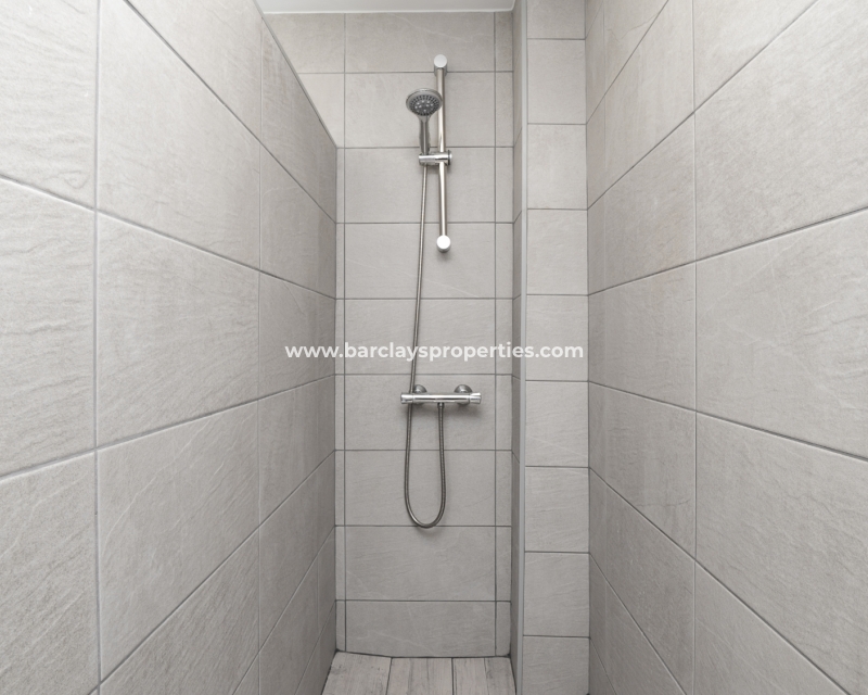 Wederverkoop - Vrijstaande Villa - Urb. El Oasis - La Marina