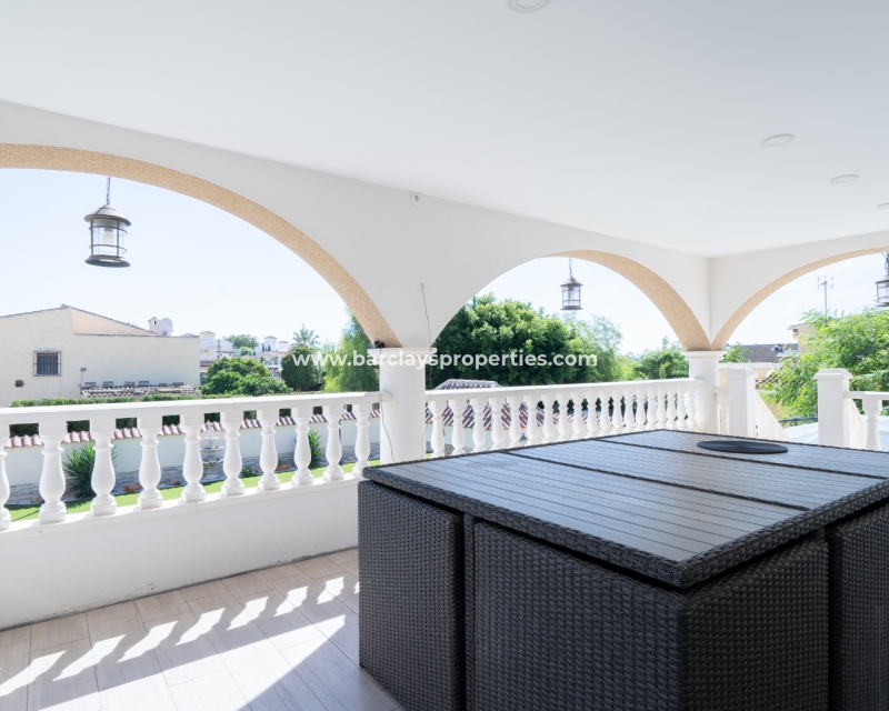 Wederverkoop - Vrijstaande Villa - Urb. El Oasis - La Marina