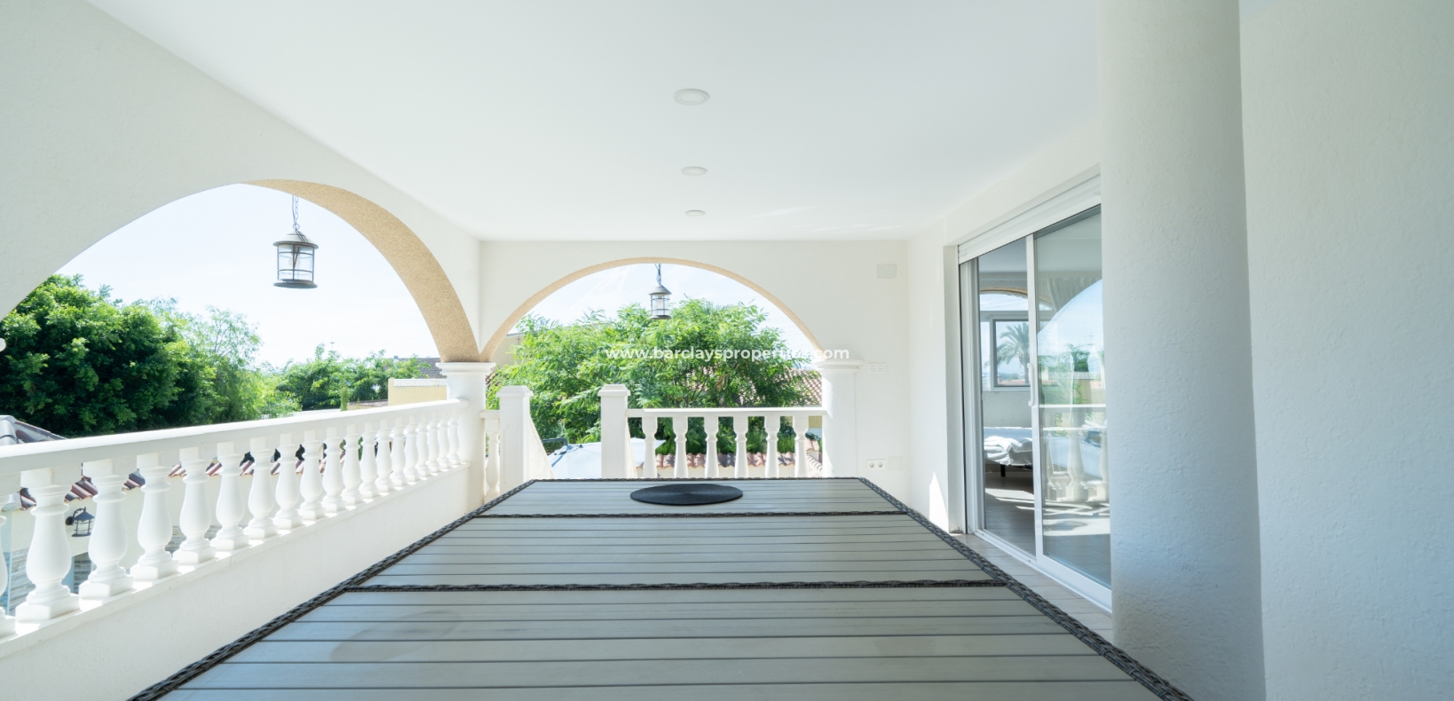 Wederverkoop - Vrijstaande Villa - Urb. El Oasis - La Marina