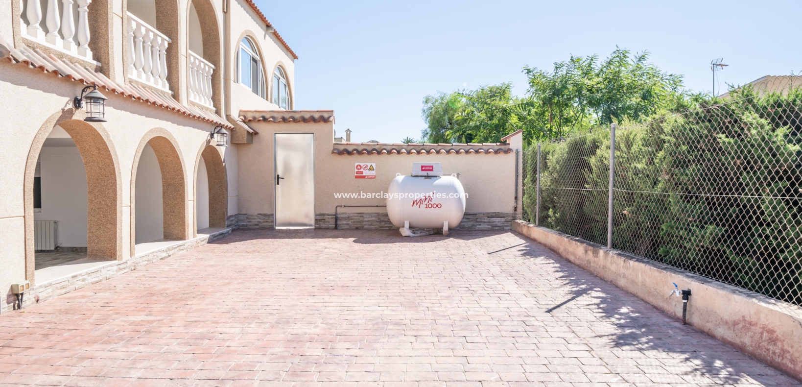 Wederverkoop - Vrijstaande Villa - Urb. El Oasis - La Marina