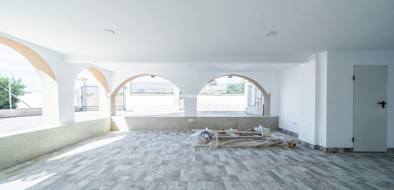 Wederverkoop - Vrijstaande Villa - Urb. El Oasis - La Marina