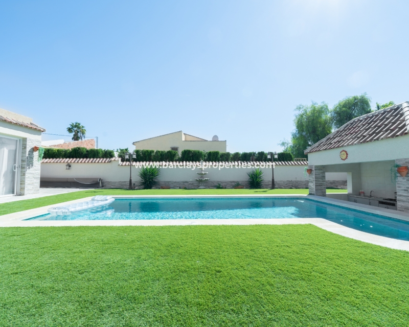 Wederverkoop - Vrijstaande Villa - Urb. El Oasis - La Marina