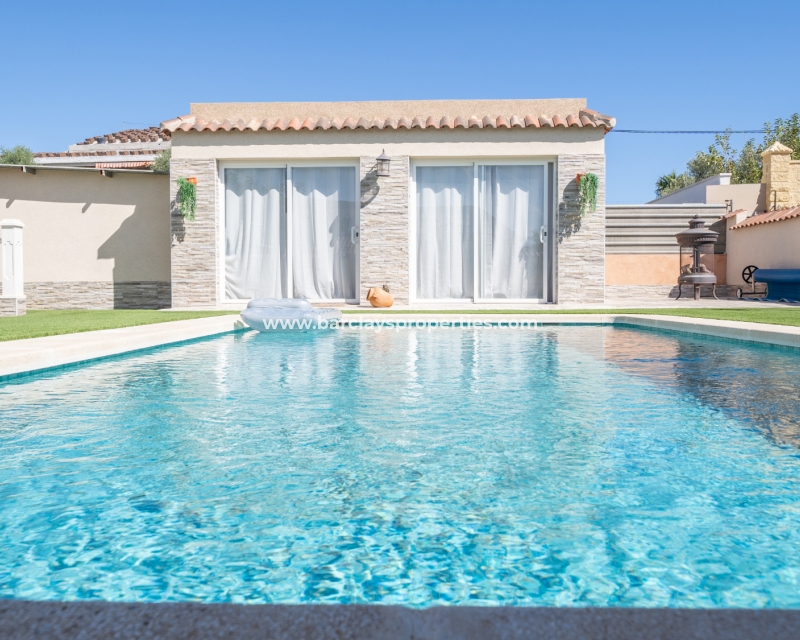 Wederverkoop - Vrijstaande Villa - Urb. El Oasis - La Marina