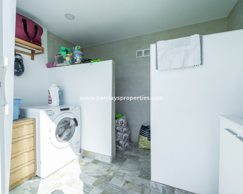 Wederverkoop - Vrijstaande Villa - Urb. El Oasis - La Marina