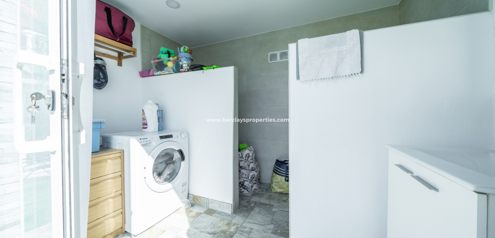 Wederverkoop - Vrijstaande Villa - Urb. El Oasis - La Marina