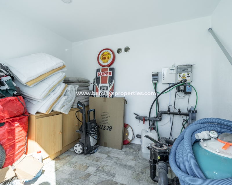 Wederverkoop - Vrijstaande Villa - Urb. El Oasis - La Marina