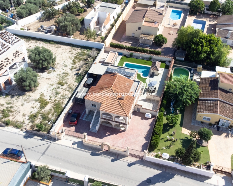 Wederverkoop - Vrijstaande Villa - Urb. El Oasis - La Marina