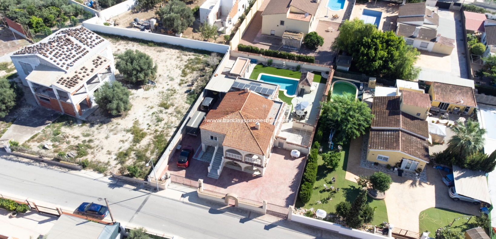 Wederverkoop - Vrijstaande Villa - Urb. El Oasis - La Marina