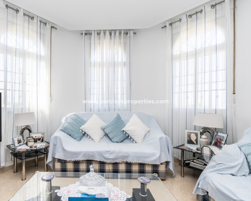 Wederverkoop - Vrijstaande Villa - Urb. El Oasis - La Marina