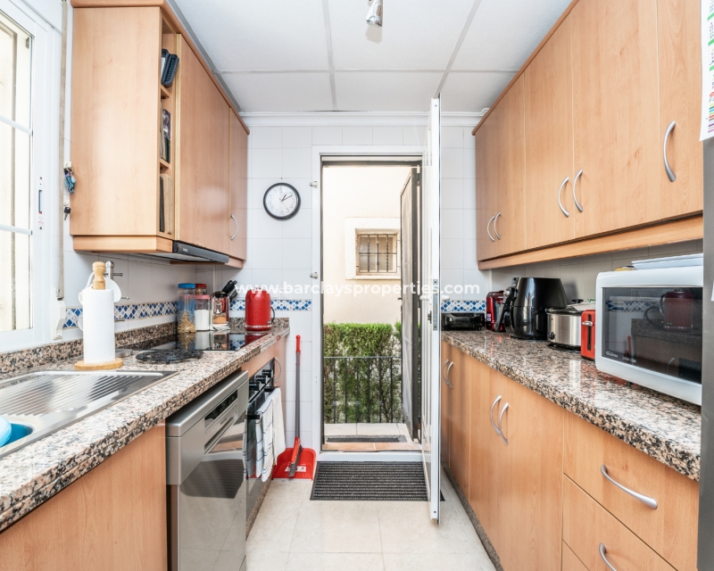 Wederverkoop - Vrijstaande Villa - Urb. El Oasis - La Marina