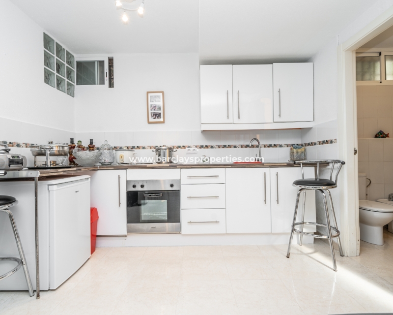 Wederverkoop - Vrijstaande Villa - Urb. El Oasis - La Marina