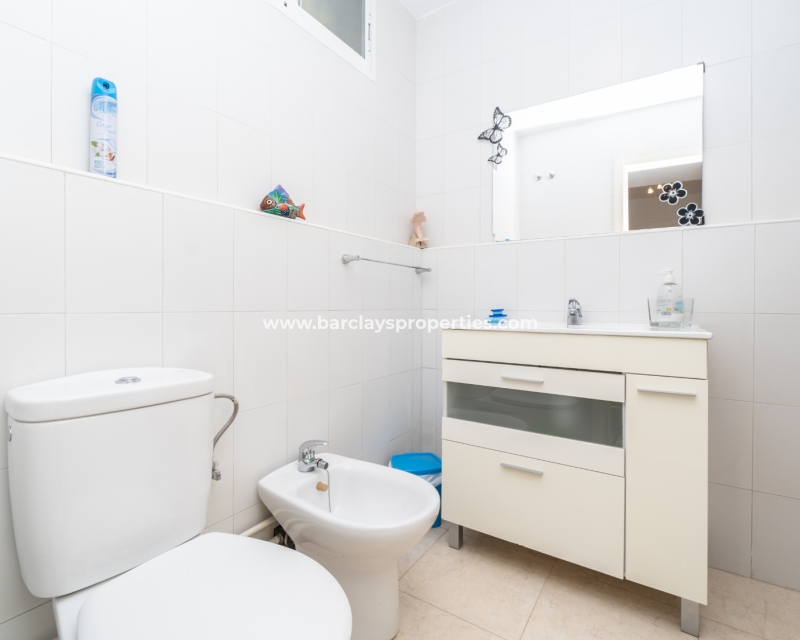 Wederverkoop - Vrijstaande Villa - Urb. El Oasis - La Marina