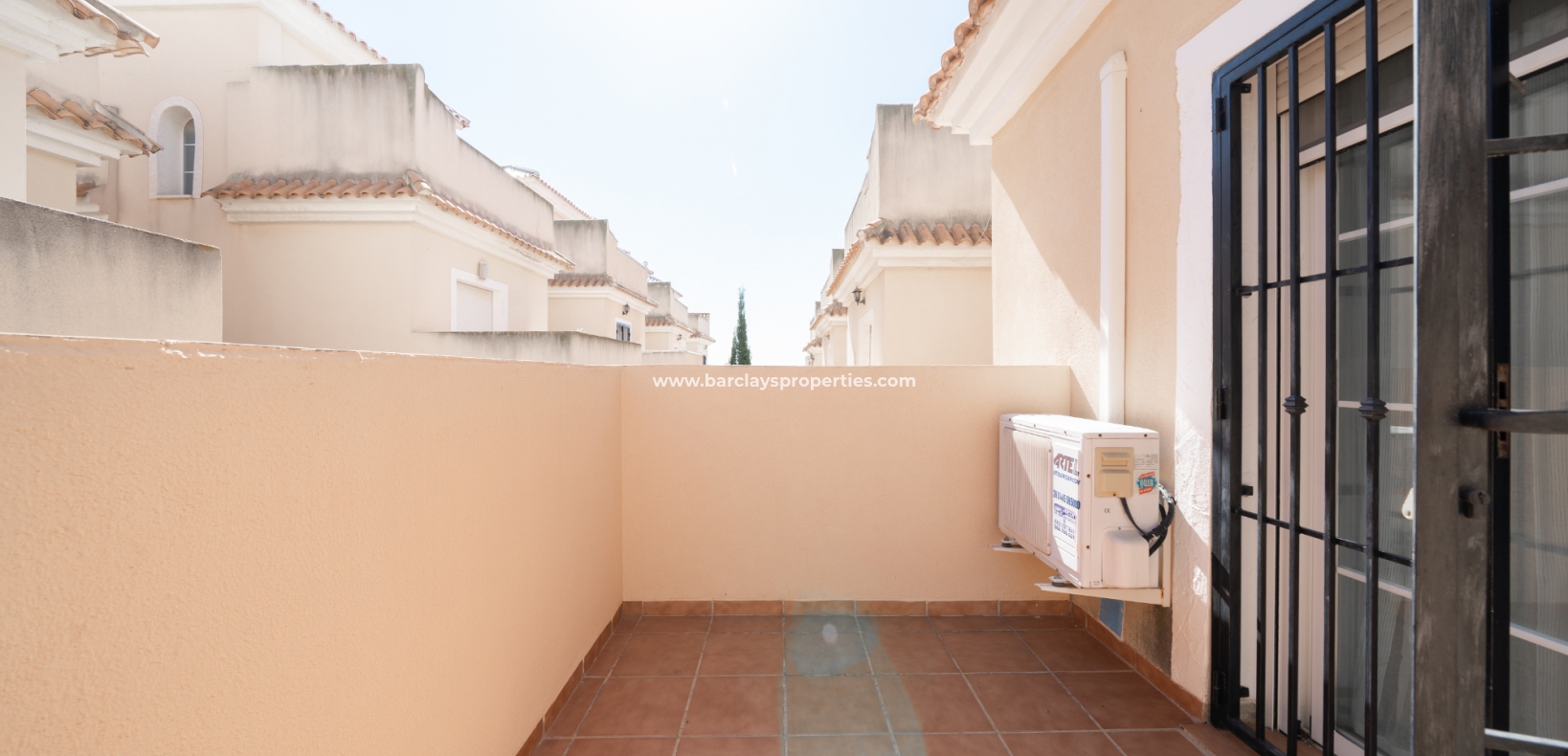 Wederverkoop - Vrijstaande Villa - Urb. El Oasis - La Marina