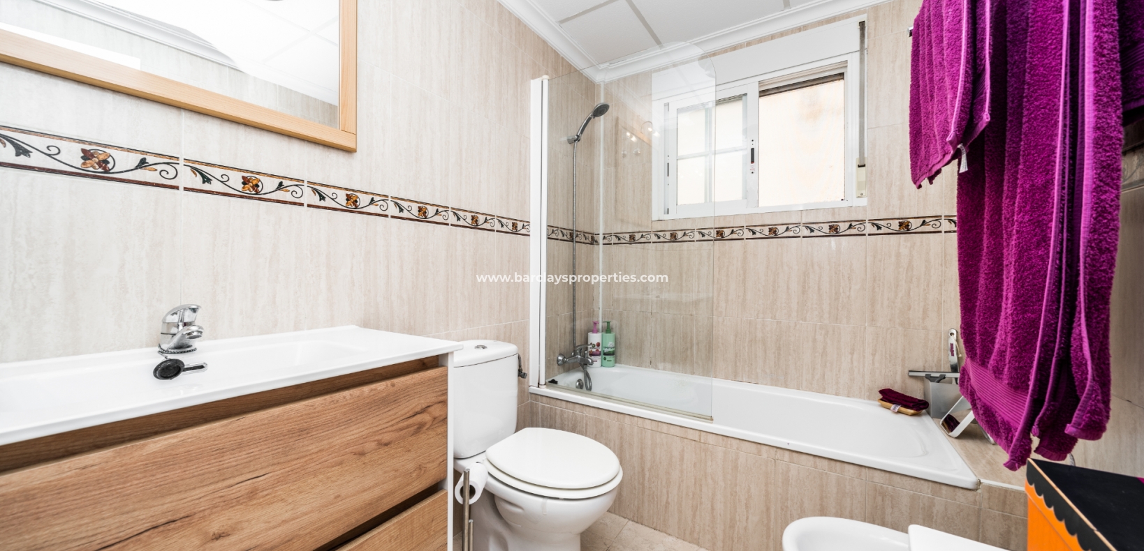 Wederverkoop - Vrijstaande Villa - Urb. El Oasis - La Marina