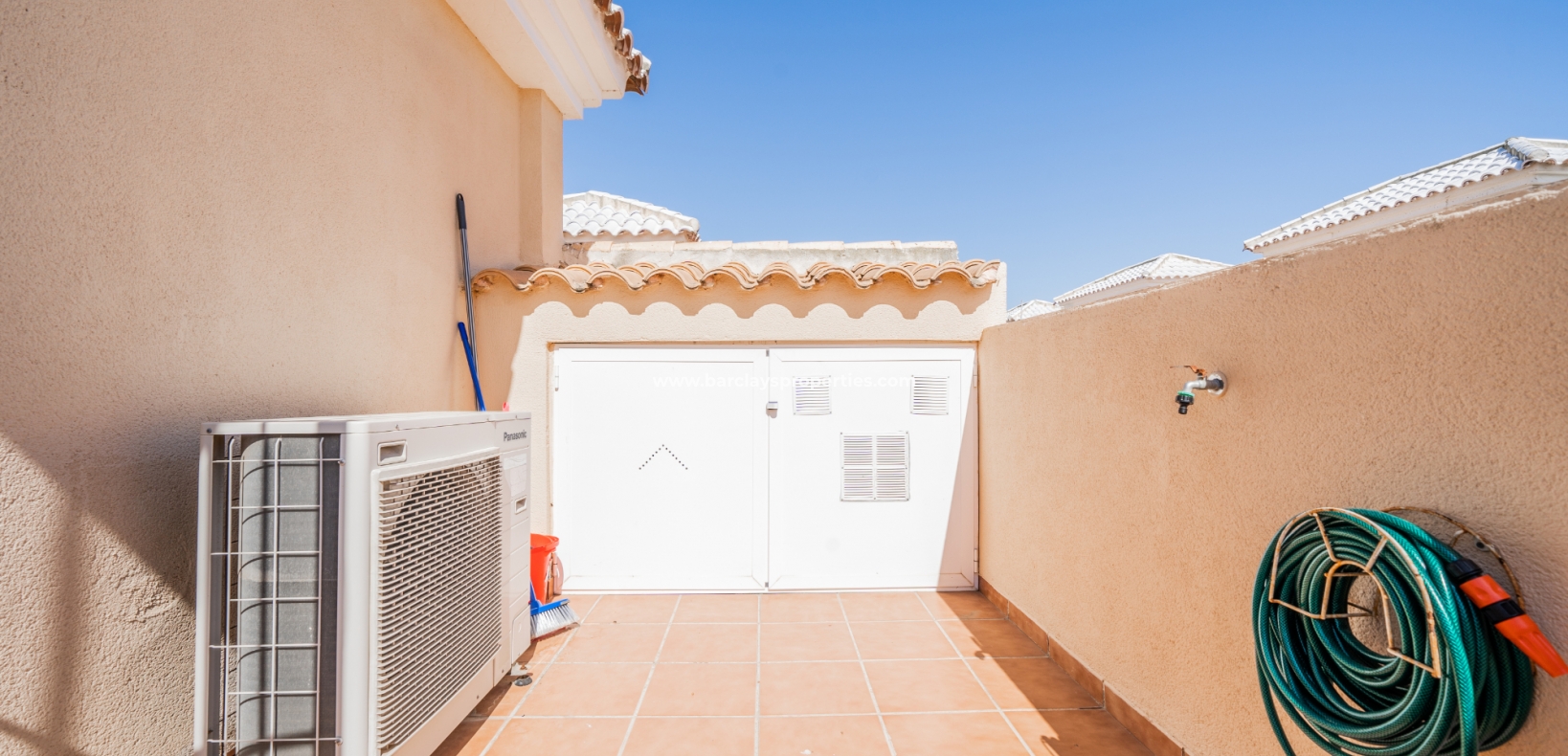 Wederverkoop - Vrijstaande Villa - Urb. El Oasis - La Marina