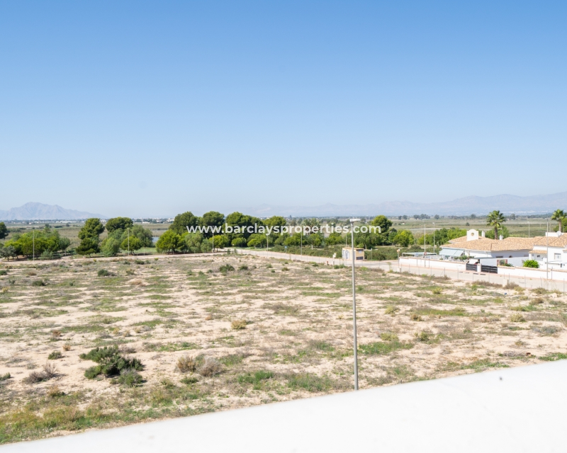 Wederverkoop - Vrijstaande Villa - Urb. El Oasis - La Marina