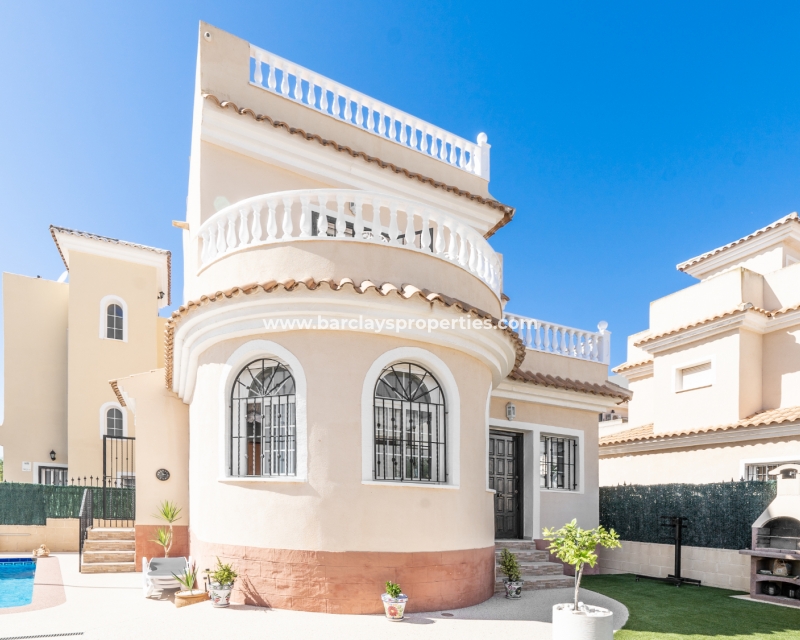 Wederverkoop - Vrijstaande Villa - Urb. El Oasis - La Marina