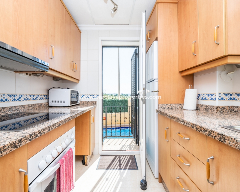 Wederverkoop - Vrijstaande Villa - Urb. El Oasis - La Marina