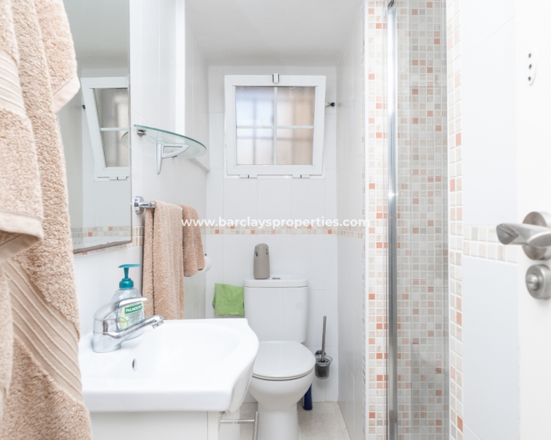 Wederverkoop - Vrijstaande Villa - Urb. El Oasis - La Marina