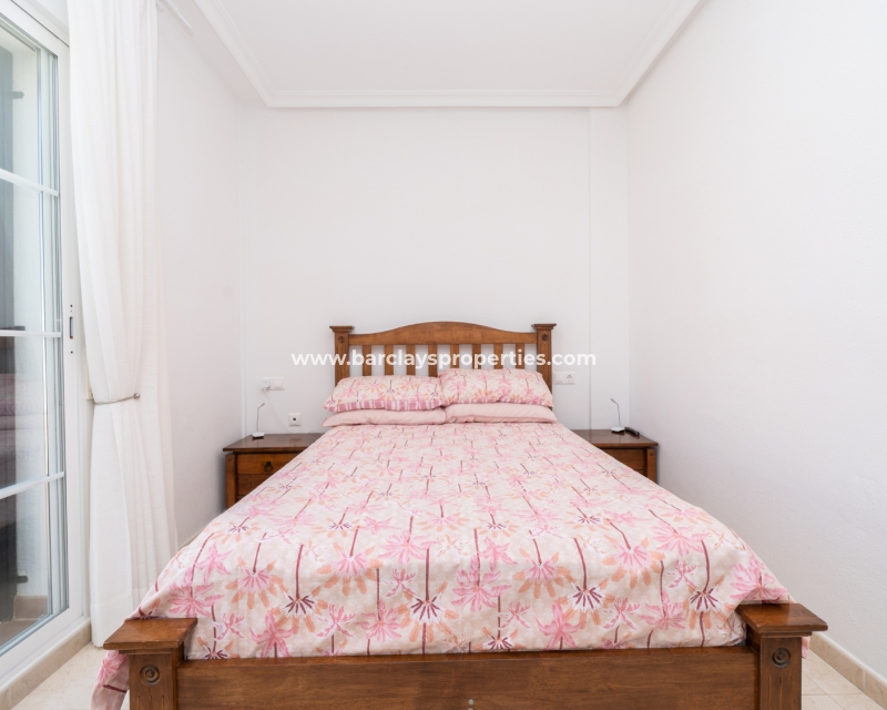 Wederverkoop - Vrijstaande Villa - Urb. El Oasis - La Marina