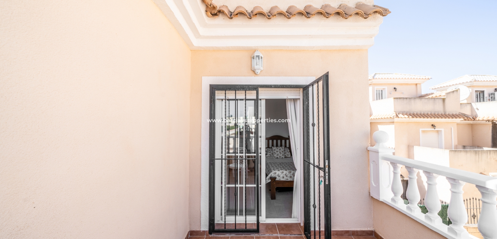 Wederverkoop - Vrijstaande Villa - Urb. El Oasis - La Marina