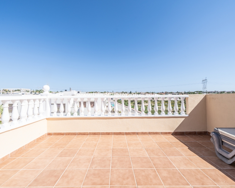 Wederverkoop - Vrijstaande Villa - Urb. El Oasis - La Marina