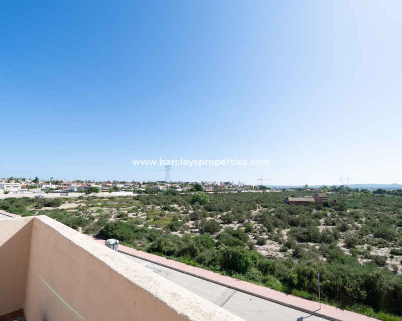 Wederverkoop - Vrijstaande Villa - Urb. El Oasis - La Marina