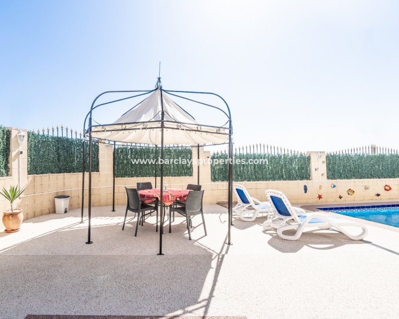 Wederverkoop - Vrijstaande Villa - Urb. El Oasis - La Marina