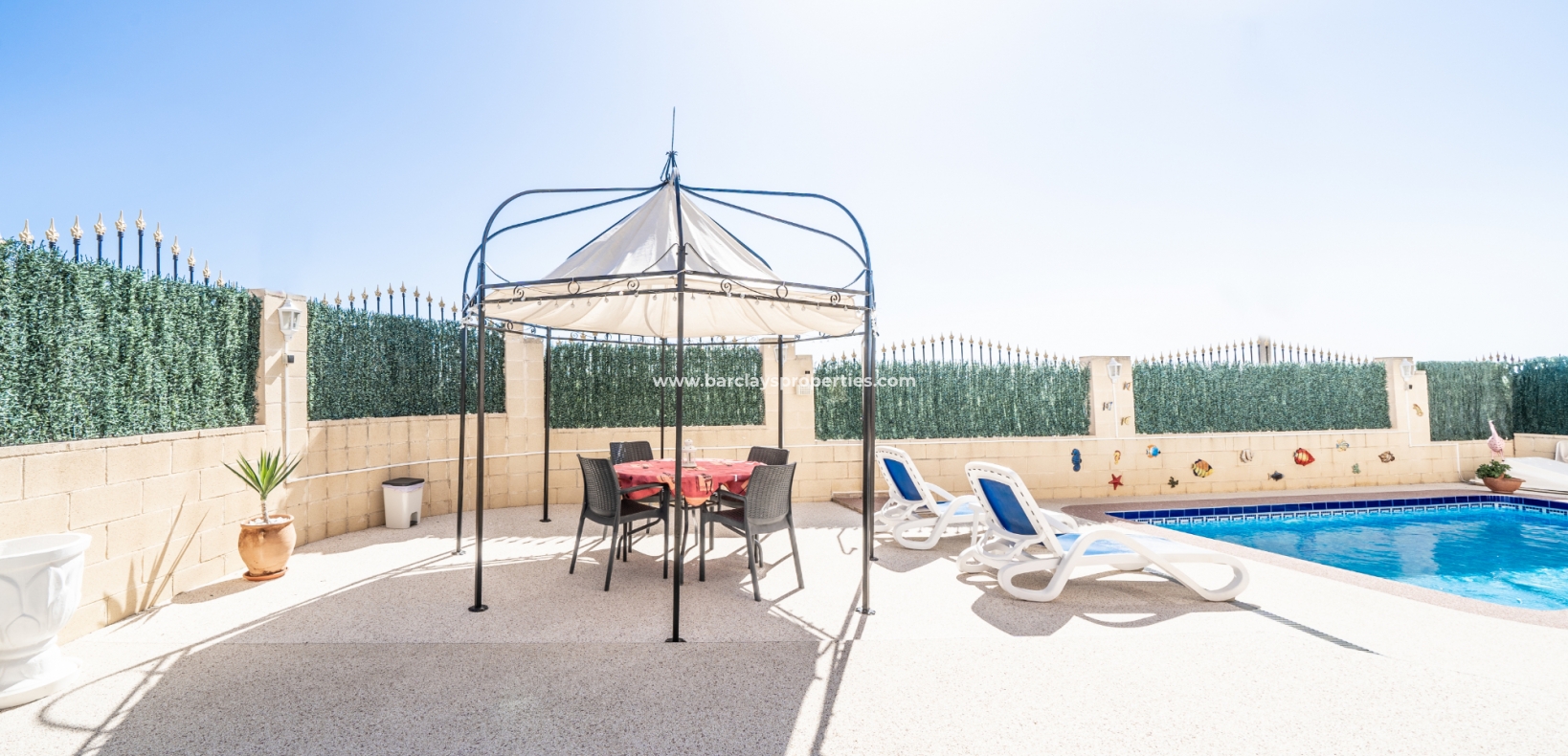 Wederverkoop - Vrijstaande Villa - Urb. El Oasis - La Marina