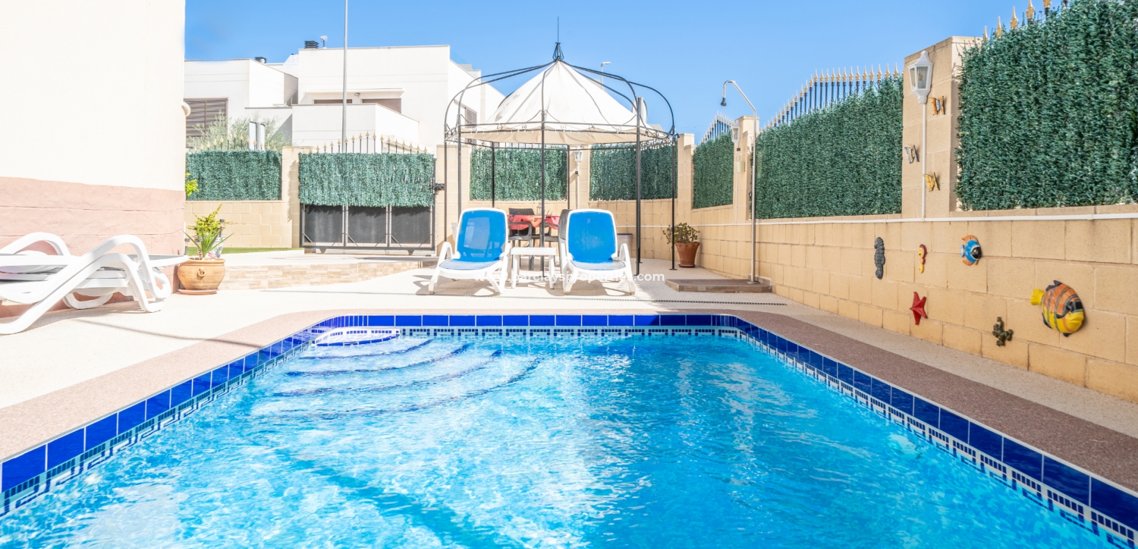 Wederverkoop - Vrijstaande Villa - Urb. El Oasis - La Marina