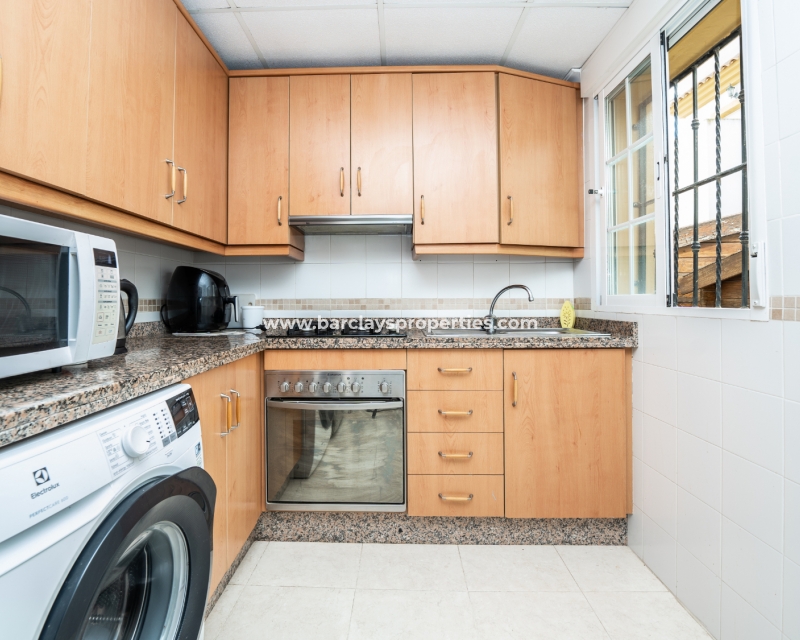 Wederverkoop - Vrijstaande Villa - Urb. El Oasis - La Marina