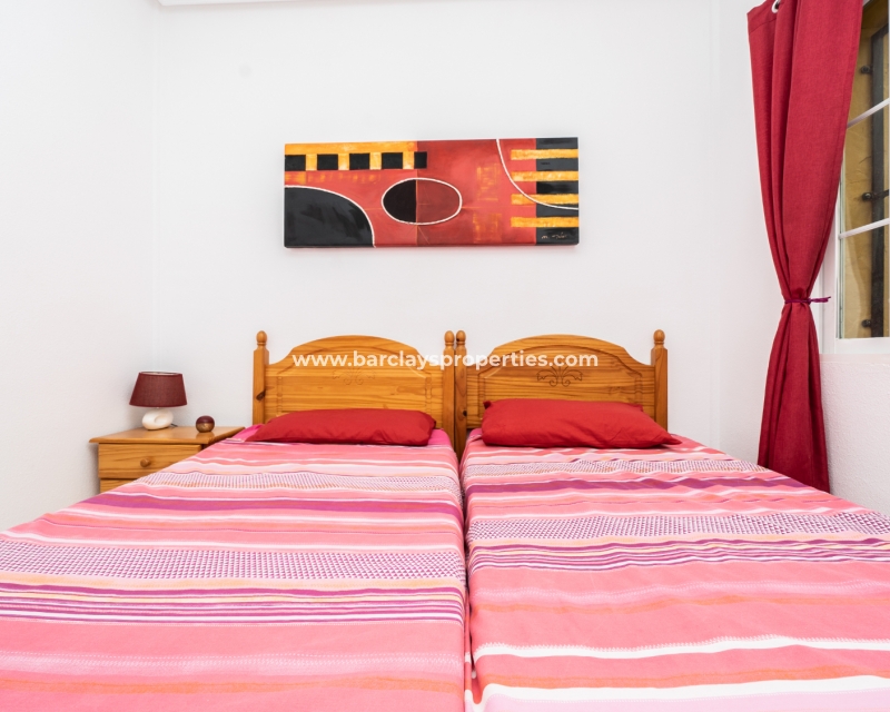 Wederverkoop - Vrijstaande Villa - Urb. El Oasis - La Marina