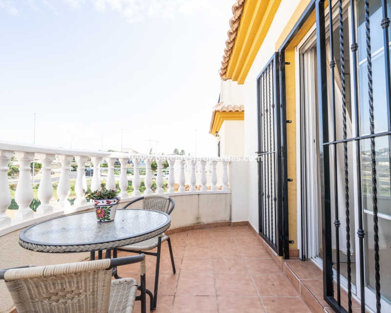 Wederverkoop - Vrijstaande Villa - Urb. El Oasis - La Marina