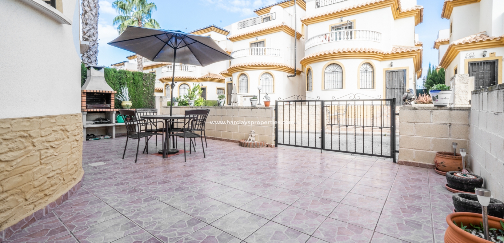 Wederverkoop - Vrijstaande Villa - Urb. El Oasis - La Marina