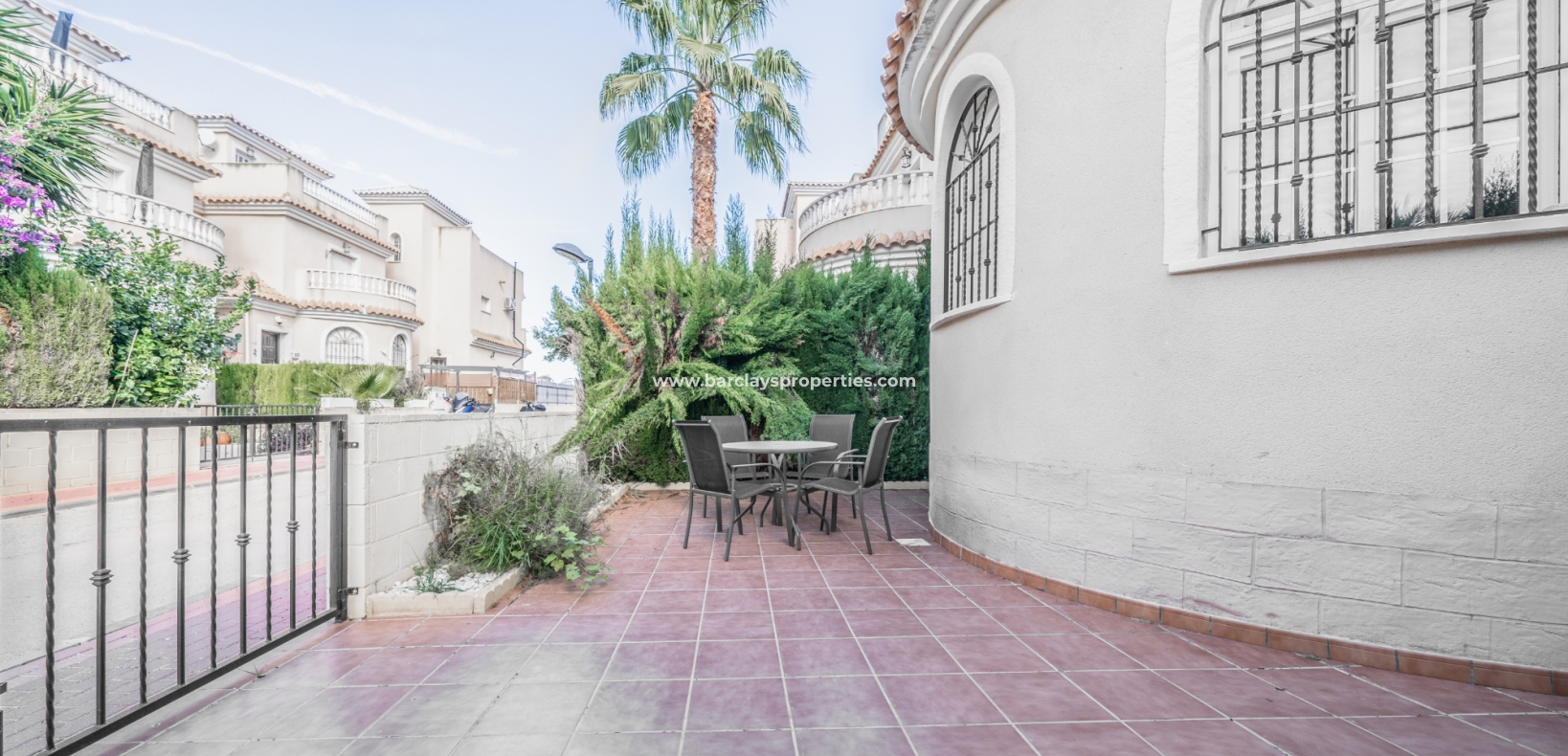 Wederverkoop - Vrijstaande Villa - Urb. El Oasis - La Marina