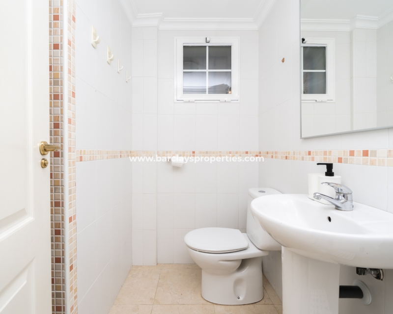 Wederverkoop - Vrijstaande Villa - Urb. El Oasis - La Marina