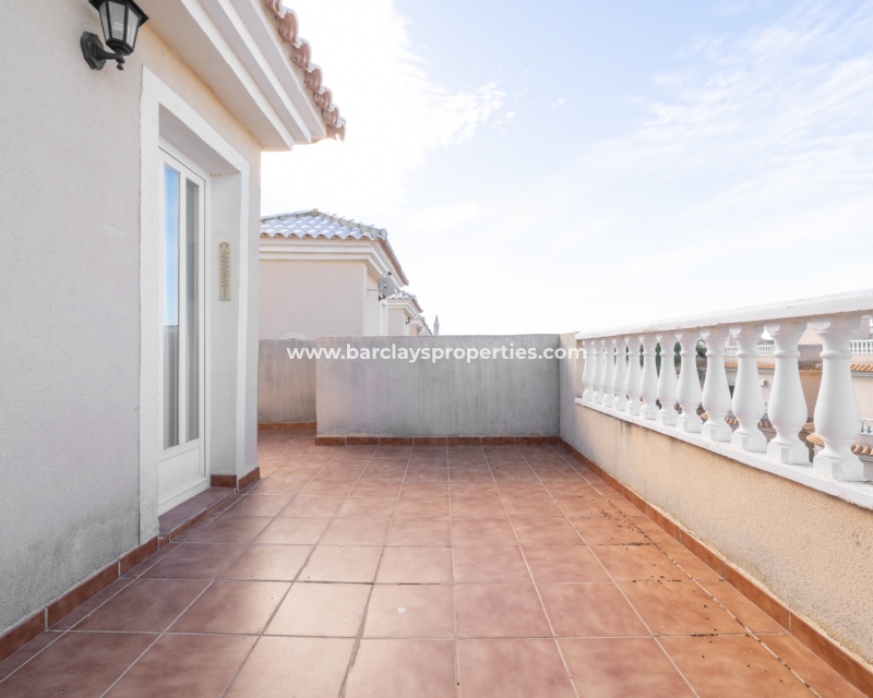 Wederverkoop - Vrijstaande Villa - Urb. El Oasis - La Marina