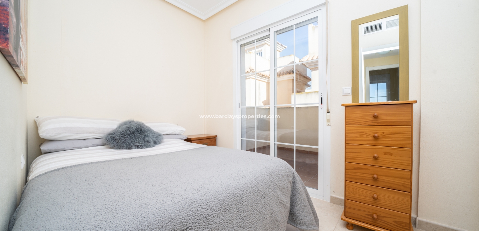 Wederverkoop - Vrijstaande Villa - Urb. El Oasis - La Marina