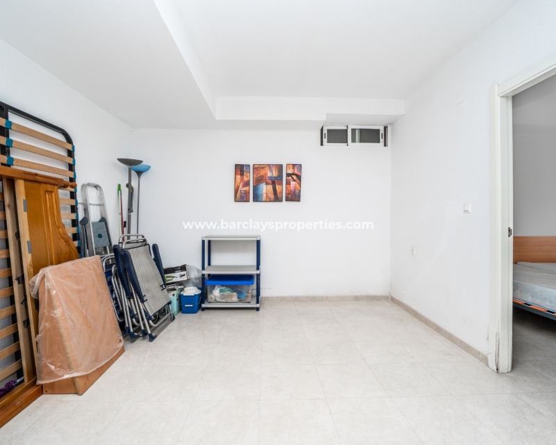 Wederverkoop - Vrijstaande Villa - Urb. El Oasis - La Marina