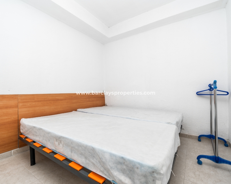 Wederverkoop - Vrijstaande Villa - Urb. El Oasis - La Marina