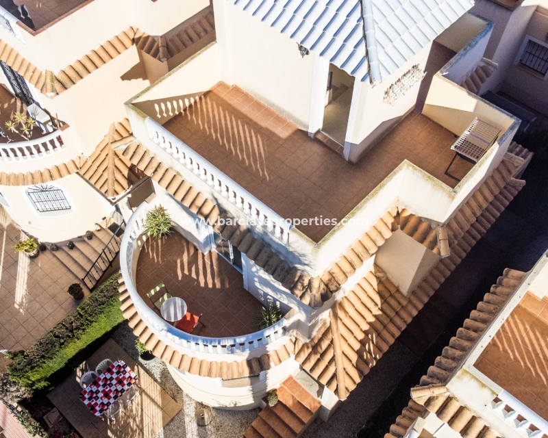 Wederverkoop - Vrijstaande Villa - Urb. El Oasis - La Marina