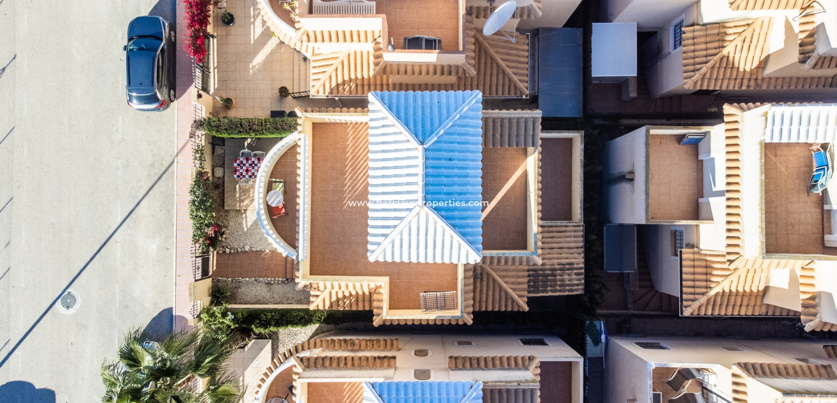 Wederverkoop - Vrijstaande Villa - Urb. El Oasis - La Marina