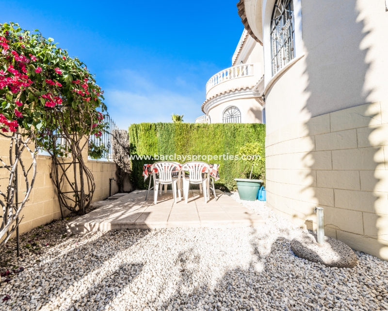 Wederverkoop - Vrijstaande Villa - Urb. El Oasis - La Marina