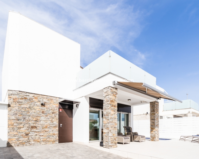 Wederverkoop - Vrijstaande Villa - Urb. El Oasis - La Marina